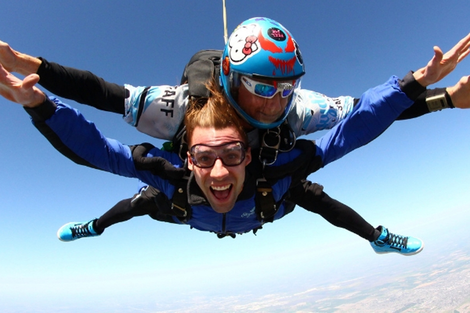 How To Work Up The Courage To Go Skydiving