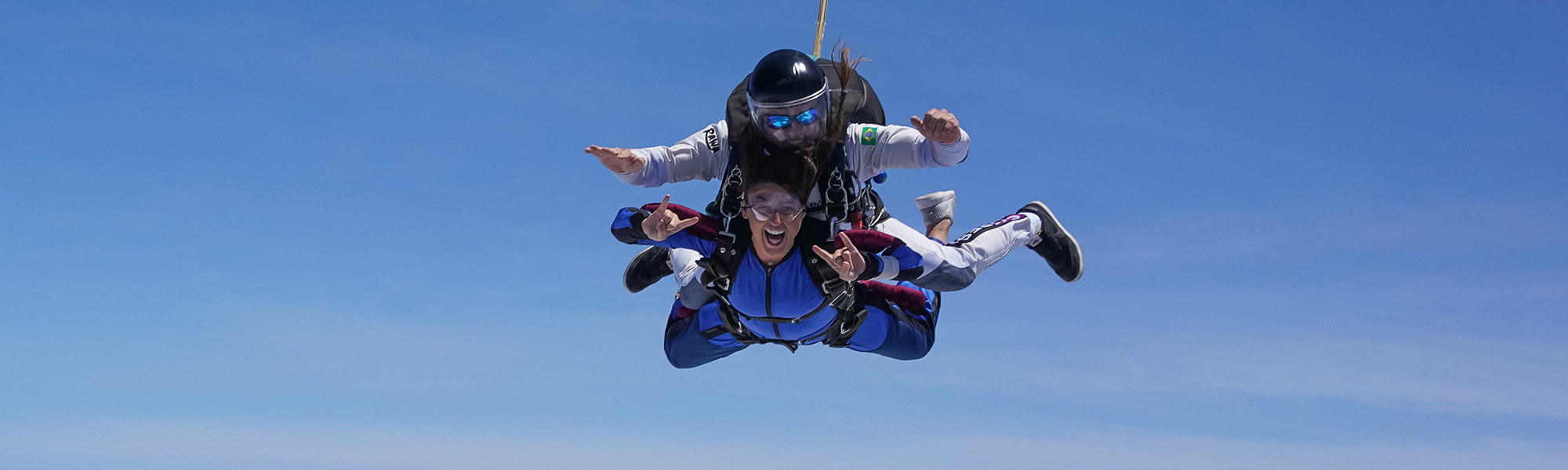 Skydiving helmet