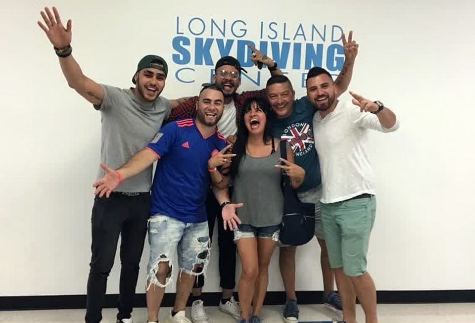 Group Skydiving New York