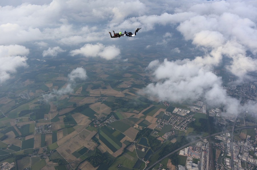 Skydiving clouds